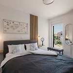 Lili Rose - Exclusive Family With Sea View, Just Steps From Apartment *