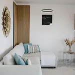Lili Rose - Exclusive Family With Sea View, Just Steps From