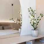 Lili Rose - Exclusive Family With Sea View, Just Steps From *