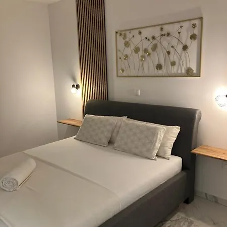 Apartment Lili Rose Mandre - Exclusive Family Apartments With Sea View, Just Steps From Beach Mandre