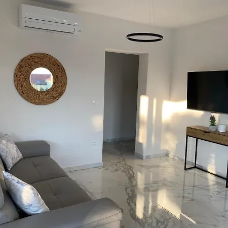 Lili Rose Mandre - Exclusive Family Apartments With Sea View, Just Steps From Beach Apartment
