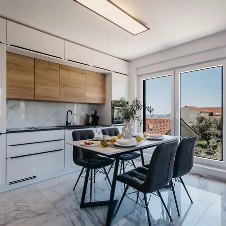 Lili Rose - Exclusive Family With Sea View, Just Steps From 아파트 *