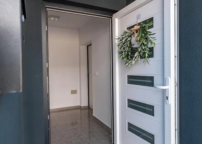 Lili Rose - Exclusive Family With Sea View, Just Steps From Apartmán *