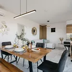 Daire Lili Rose - Exclusive Family With Sea View, Just Steps From *