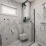 Lili Rose - Exclusive Family With Sea View, Just Steps From Apartamento Mandre