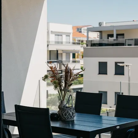 Lili Rose - Exclusive Family With Sea View, Just Steps From *