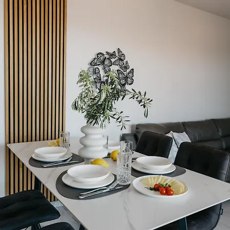 Apartmán Lili Rose - Exclusive Family With Sea View, Just Steps From *