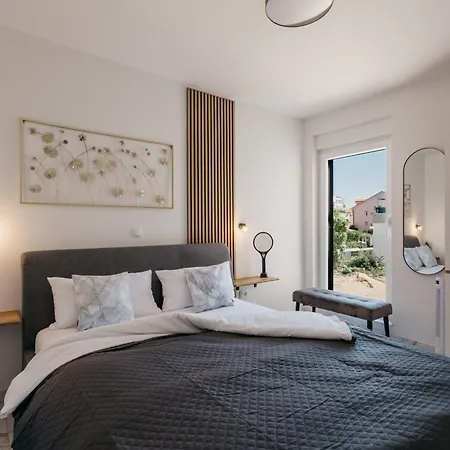 Lili Rose - Exclusive Family With Sea View, Just Steps From Apartment *