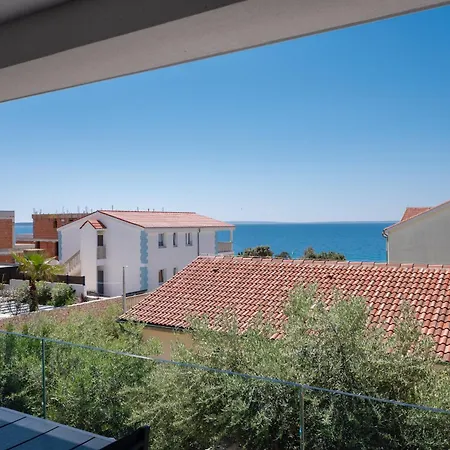 Appartement Lili Rose Mandre - Pool & Sea View, Family Apartments, 70M To Beach *