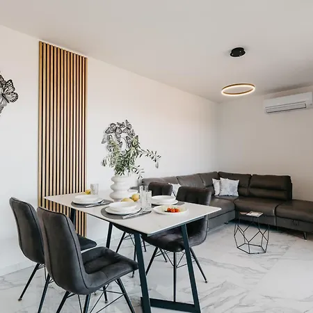 Lili Rose - Exclusive Family With Sea View, Just Steps From Apartment Mandre