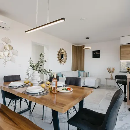 Apartamento Lili Rose - Exclusive Family With Sea View, Just Steps From *