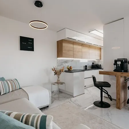 Lili Rose - Sea View & 70m, Family Mandre