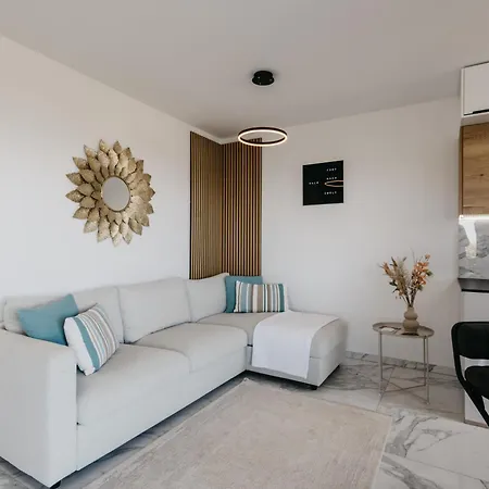 Lili Rose - Sea View & 70m, Family *