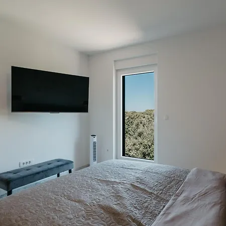 Lili Rose - Exclusive Family With Sea View, Just Steps From Apartment *