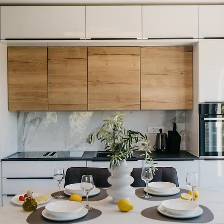 Lili Rose Mandre - Pool & Sea View, Family Apartments, 70M To Beach