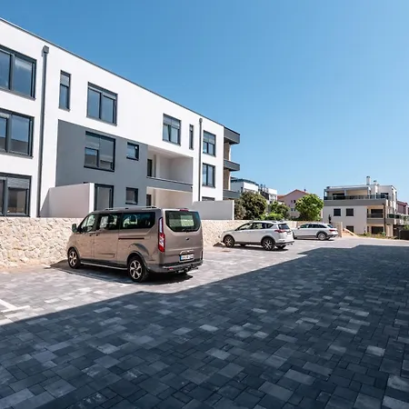 Lili Rose - Exclusive Family With Sea View, Just Steps From