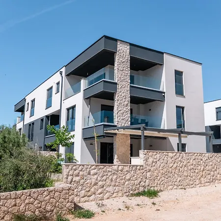 Lili Rose - Exclusive Family With Sea View, Just Steps From Mandre