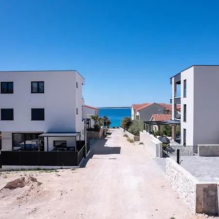 Lili Rose - Exclusive Family With Sea View, Just Steps From