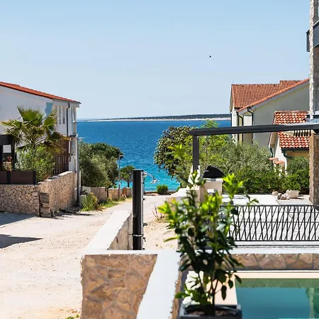 Lili Rose Mandre - Pool & Sea View, Family Apartments, 70M To Beach Apartment Mandre