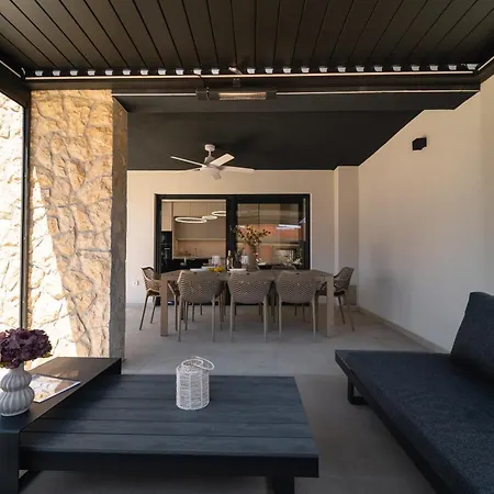 Lejlighed Lili Rose - Sea View & 70m, Family Mandre