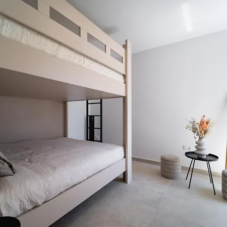 Lili Rose Mandre - Pool & Sea View, Family Apartments, 70M To Beach Appartement *