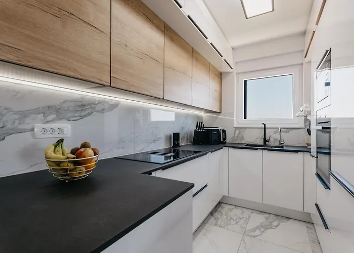 Lili Rose - Exclusive Family With Sea View, Just Steps From Апартаменты