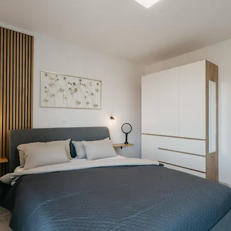 Lili Rose - Exclusive Family With Sea View, Just Steps From Διαμέρισμα Mandre