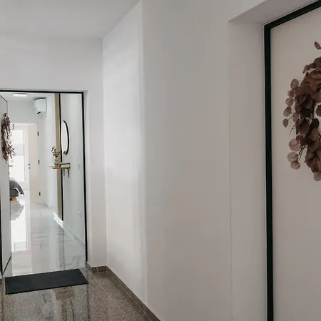 Apartament Lili Rose - Exclusive Family With Sea View, Just Steps From